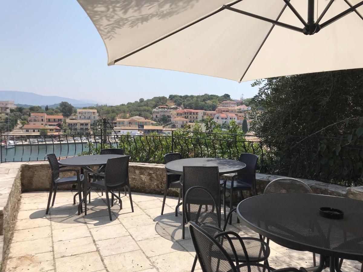Villa Perris Studios Kassiopi Exteriör bild