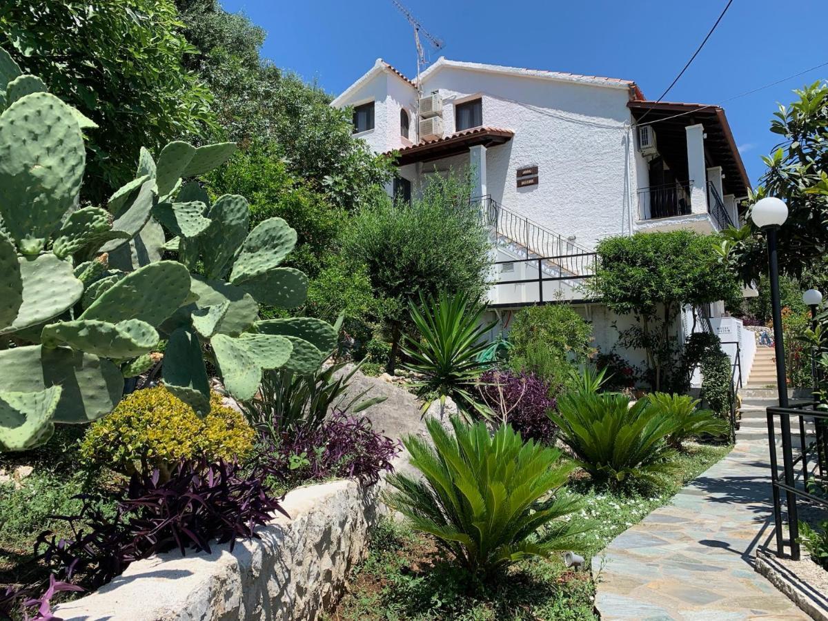 Villa Perris Studios Kassiopi Exteriör bild