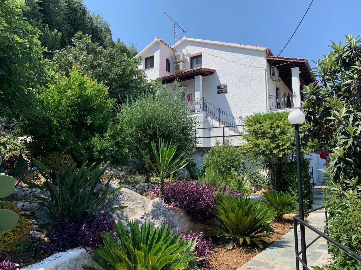 Villa Perris Studios Kassiopi Exteriör bild