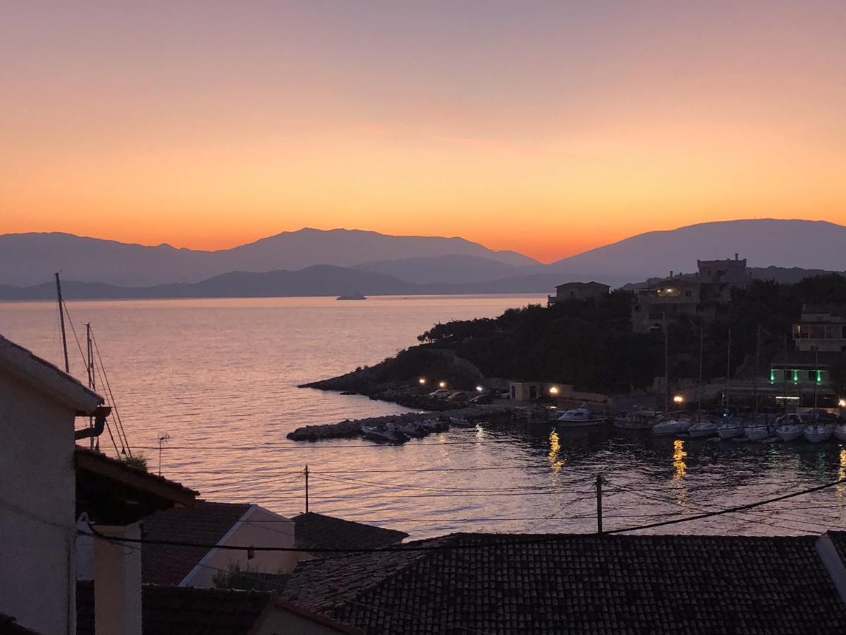 Villa Perris Studios Kassiopi Exteriör bild