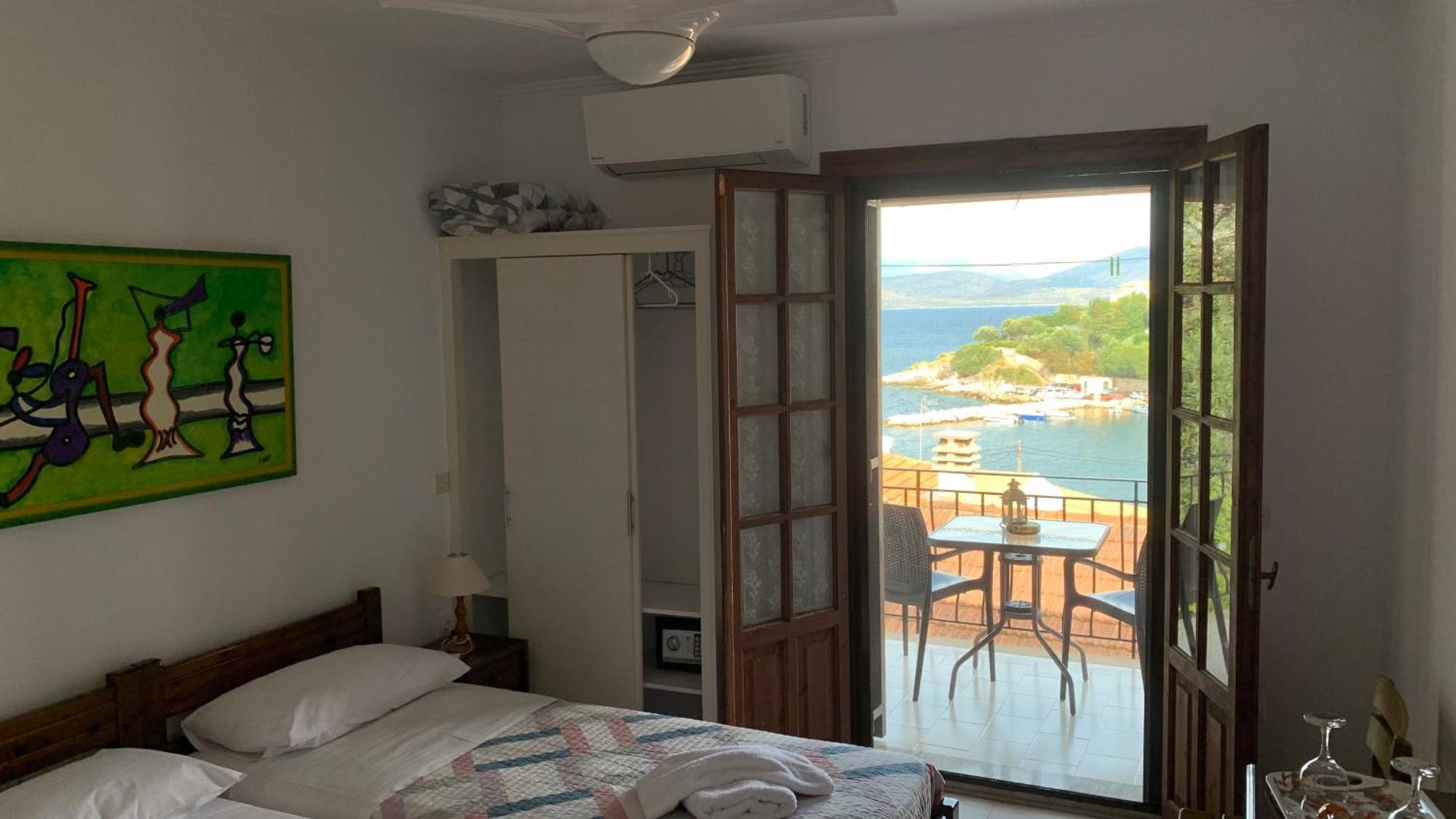 Villa Perris Studios Kassiopi Exteriör bild